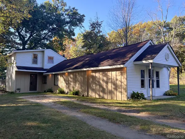 15270 Ripple DR, Linden, MI 48451
