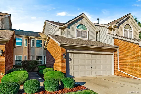 18628 Hilltop DR, Riverview, MI 48193