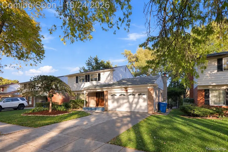 29314 Walker DR, Warren, MI 48092 - #3