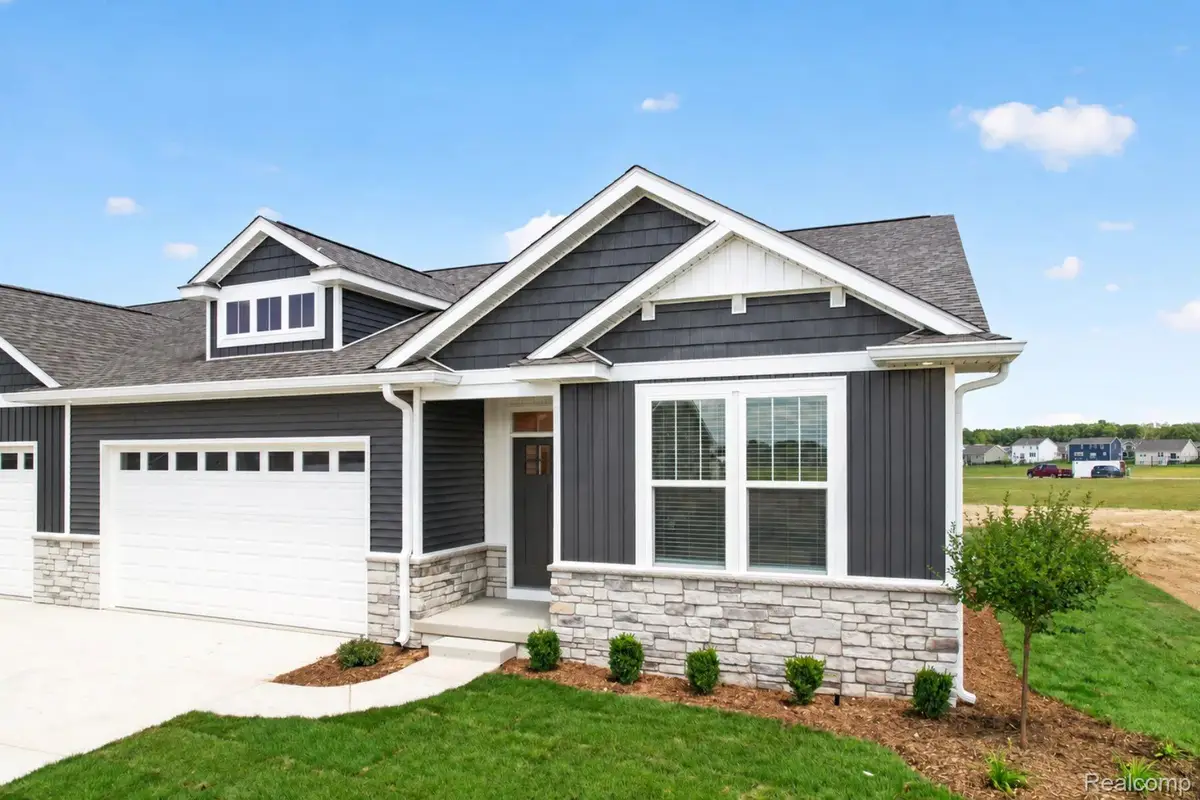 368 McDowell DR, Howell, MI 48843 - #1
