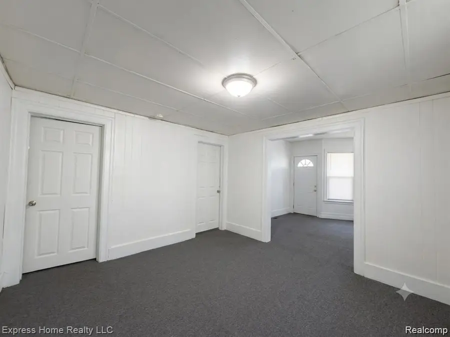 3845 Edwin ST, Hamtramck, MI 48212 - #3