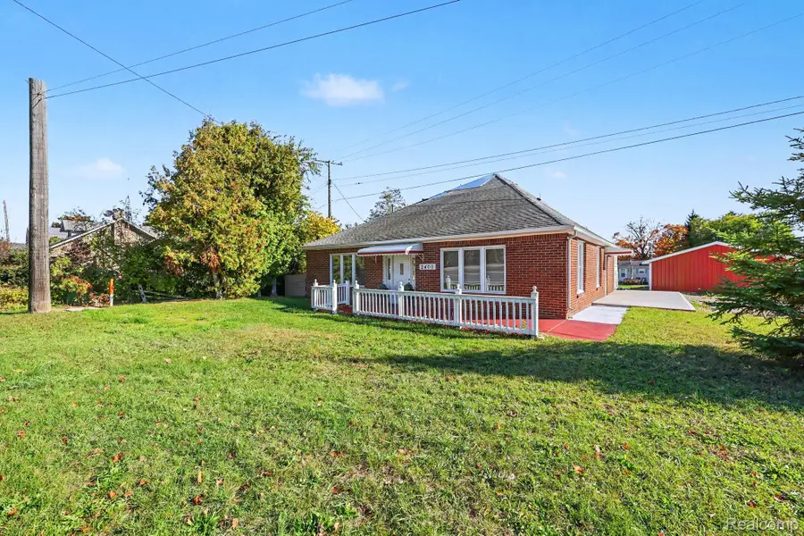 2400 N Lakeshore RD, Carsonville, MI 48419 - #2