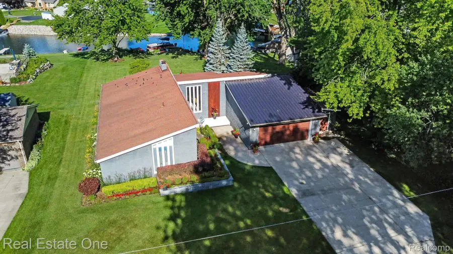 310 Pine Tree Rd RD, Orion, MI 48362 - #2