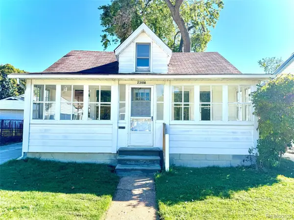 23108 Piper AVE, Eastpointe, MI 48021
