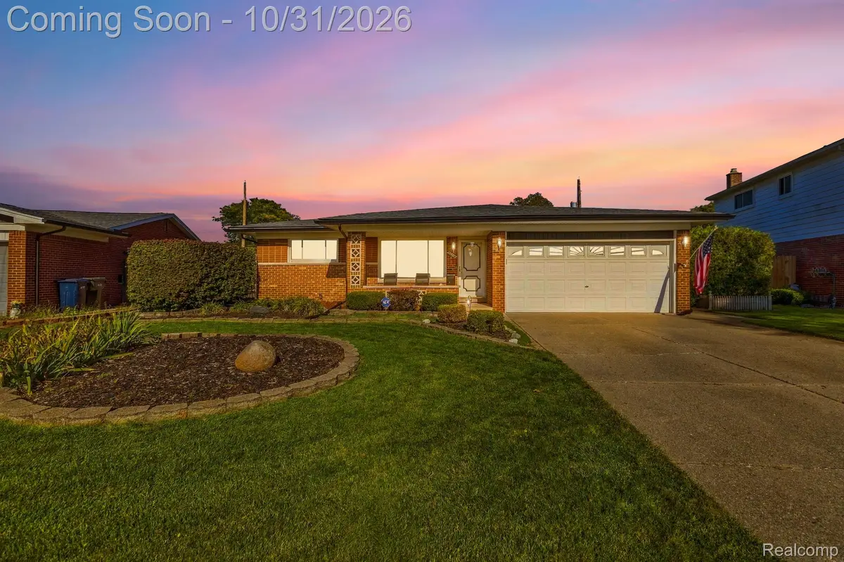 36218 Weber DR, Sterling Heights, MI 48310 - #1