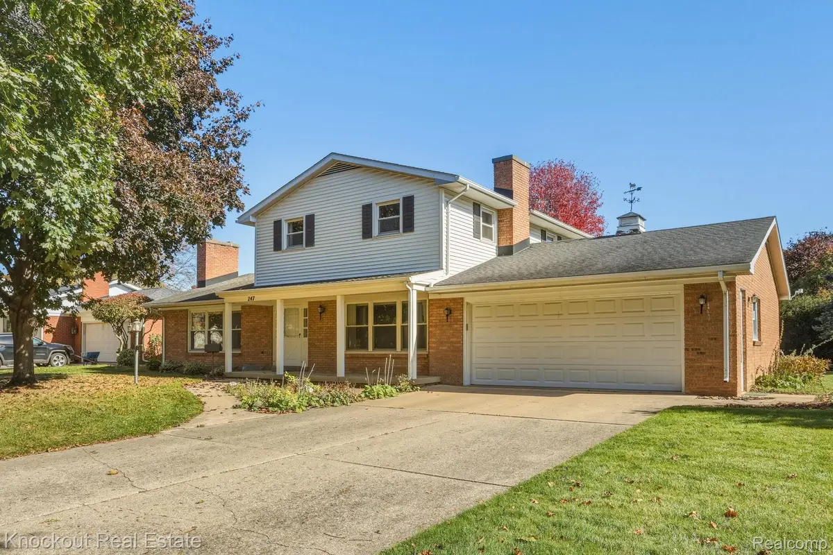 247 Harvest LN, Frankenmuth, MI 48734 - #1