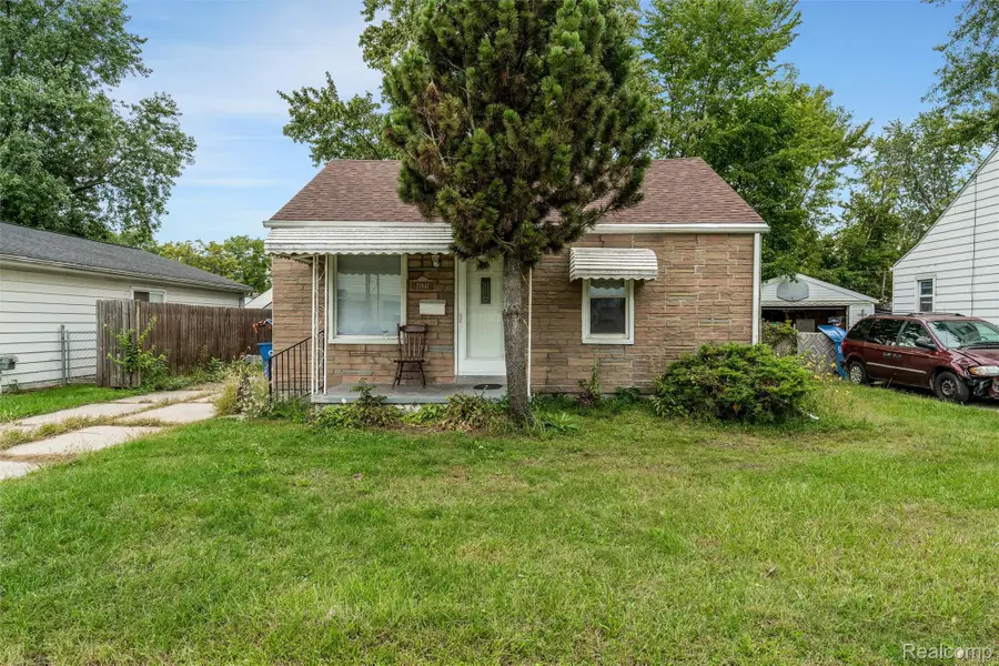 21947 Elroy AVE, Warren, MI 48089 - #3