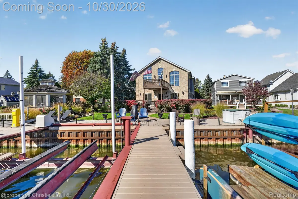 29420 Grandview ST, Harrison Township, MI 48045 - #1