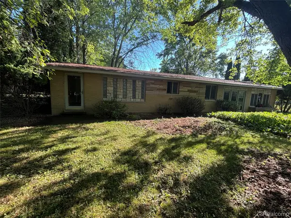 709 E Michigan AVE E, AuGres, MI 48703