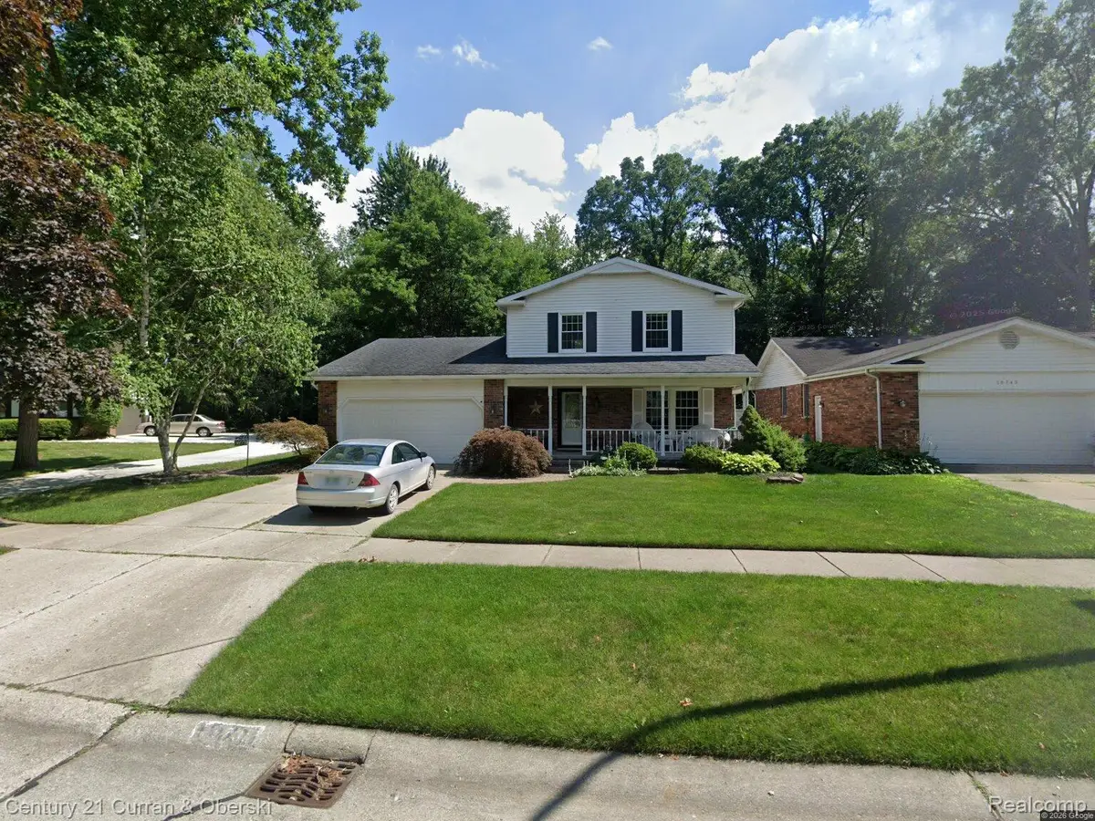 36731 Dover DR, Westland, MI 48185 - #1