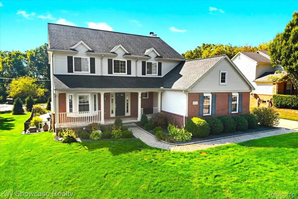 4221 Warrington DR, Wixom, MI 48393 - #1