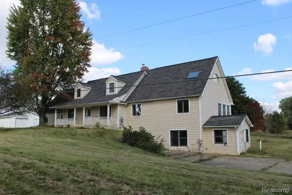 1300 Connell RD, Ortonville, MI 48462