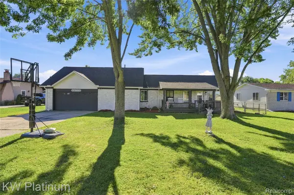 48008 Forbes DR, Chesterfield, MI 48047
