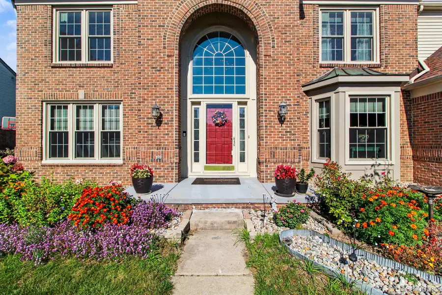 46856 Eastbourne RD, Canton, MI 48188 - #3