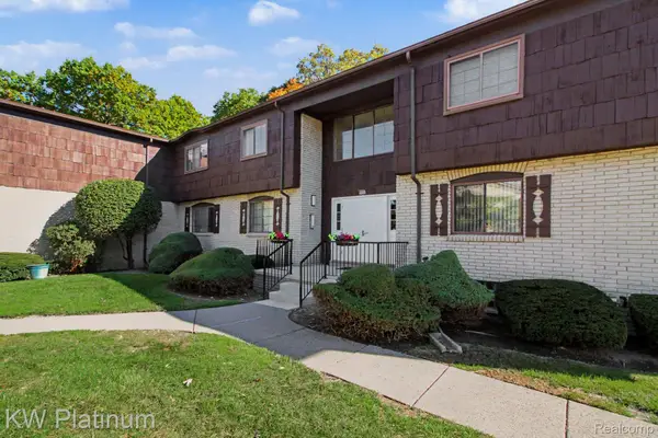 29990 Wildbrook DR  # 203, Southfield, MI 48034