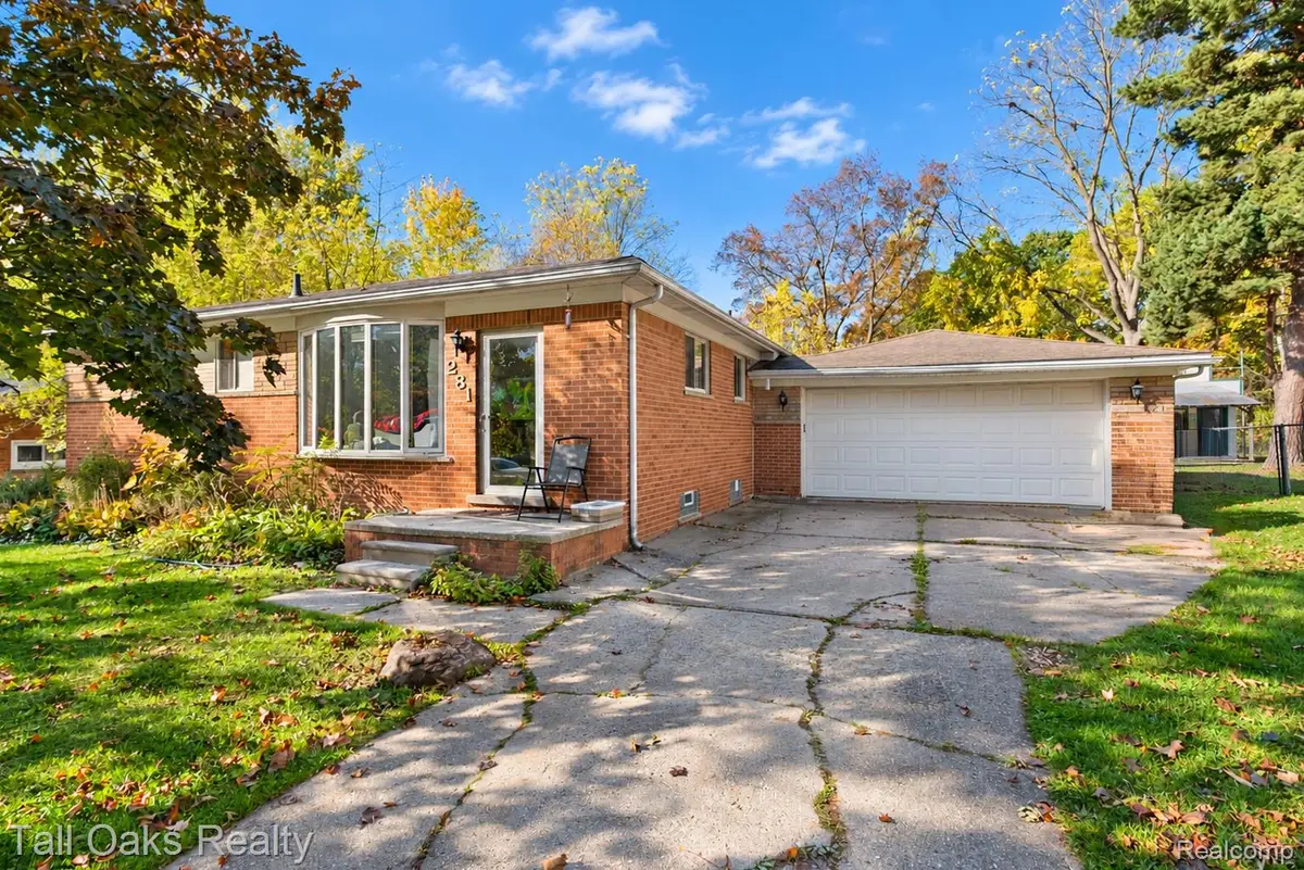 281 Lorberta LN, Waterford, MI 48328 - #1