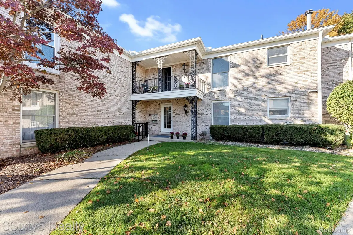 24212 E River RD  # 2, Grosse Ile, MI 48138 - #1