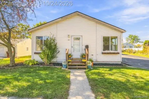 117 Wexford AVE, Belleville, MI 48111