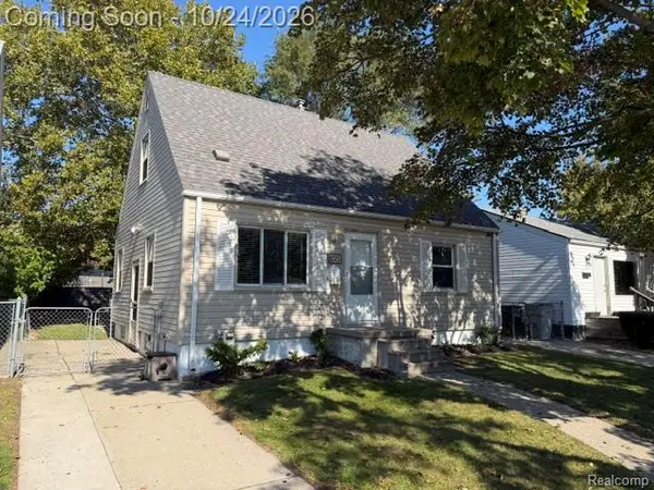 1021 E Woodruff AVE, HazelPark, MI 48030