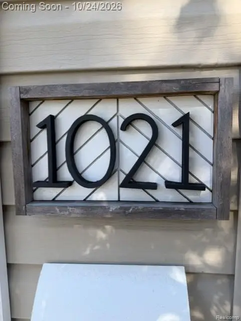 1021 E Woodruff AVE, Hazel Park, MI 48030 - #2