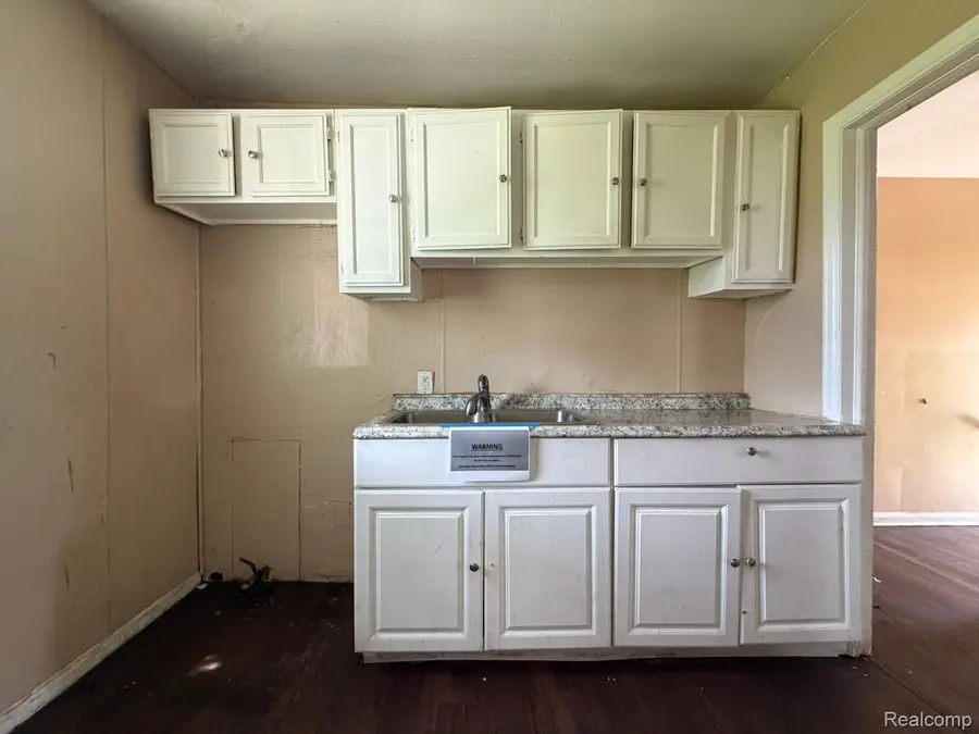 19337 Annott ST, Detroit, MI 48205 - #2