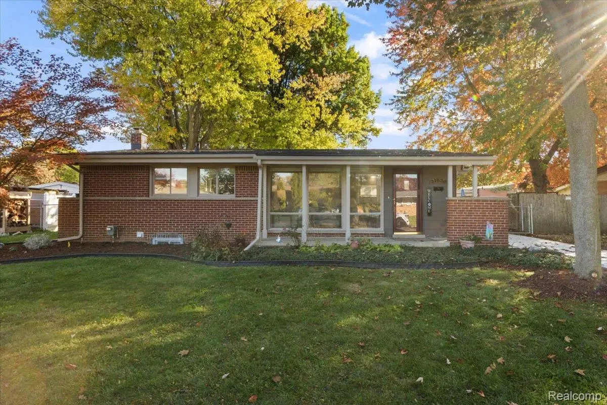 31629 Arizona ST, Livonia, MI 48150 - #1