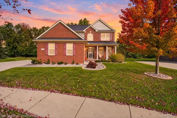 47848 Lindenhurst BLVD, Canton, MI 48188