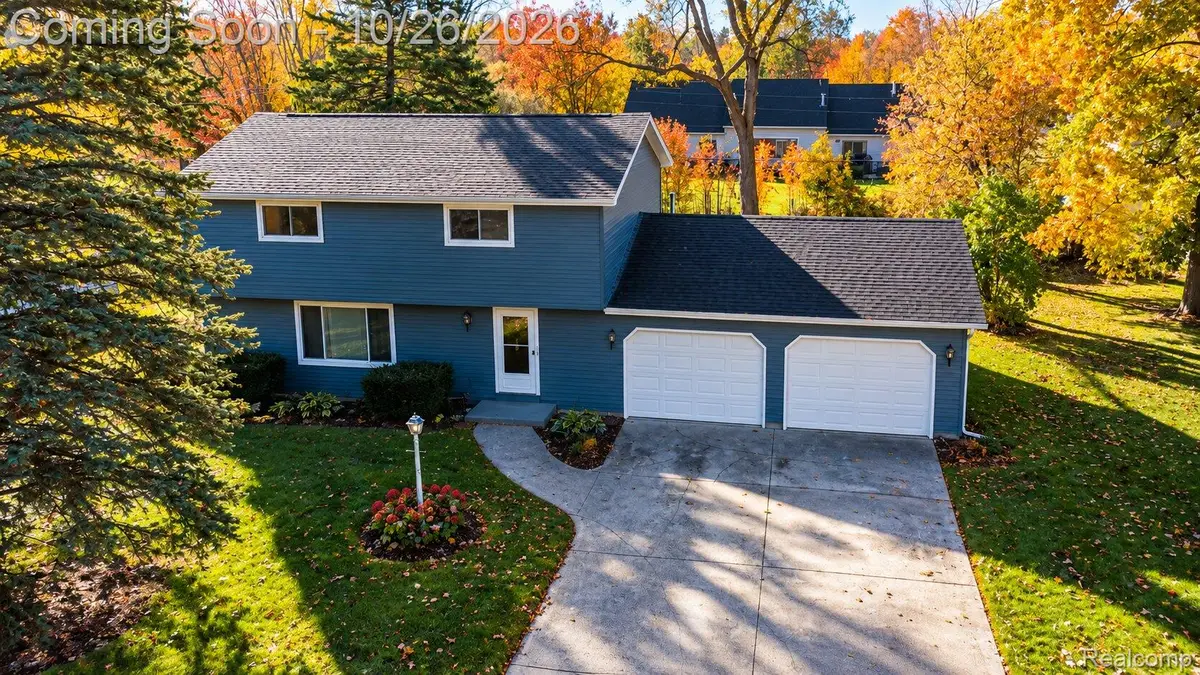 5351 Robinwood DR, Clyde, MI 48049 - #1