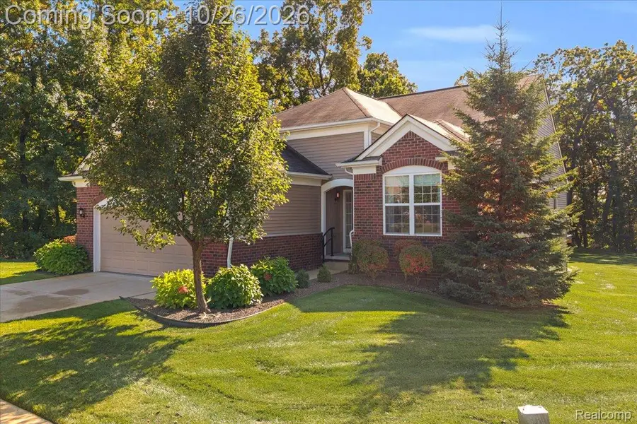 271 Bozeman CT, Howell, MI 48843 - #2