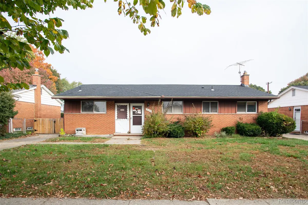 38050 Lyndon ST, Livonia, MI 48154 - #1