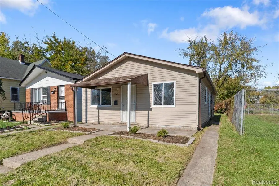 4040 Humphrey ST, Detroit, MI 48204 - #2