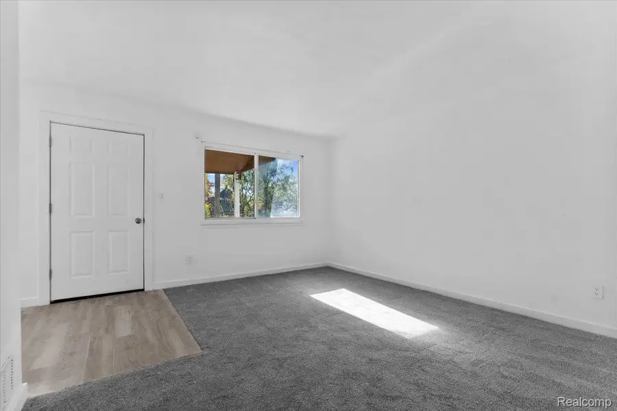 4040 Humphrey ST, Detroit, MI 48204 - #3