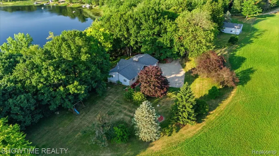 4200 Pierce RD, Lapeer, MI 48446 - #2