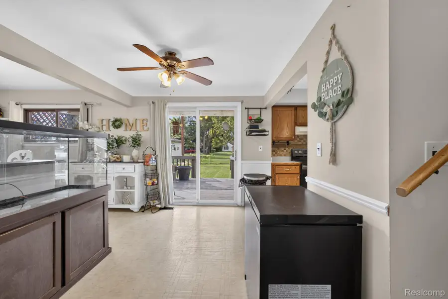 12060 Craig ST, Romulus, MI 48174 - #3