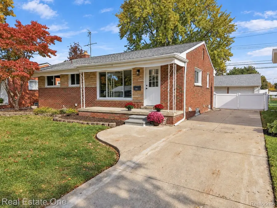 2519 Medford ST, Trenton, MI 48183 - #2