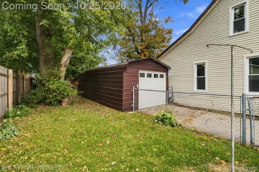 2533 Armour ST, Port Huron, MI 48060 - #3