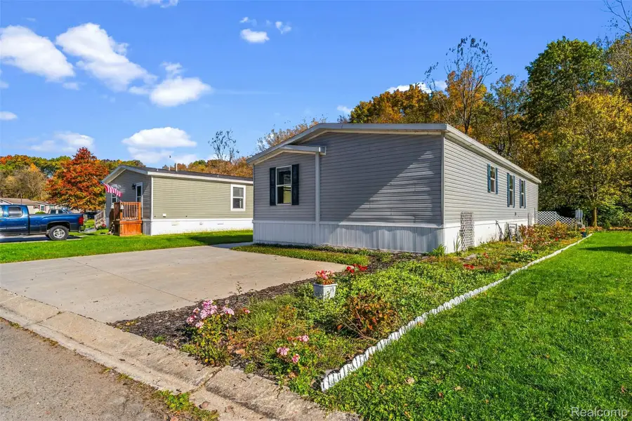 165 Apollo CIR, Flushing, MI 48433 - #3