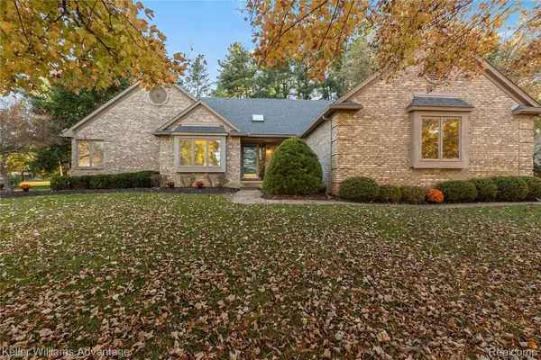 3741 Stoneridge CT, CommerceTwp, MI 48382