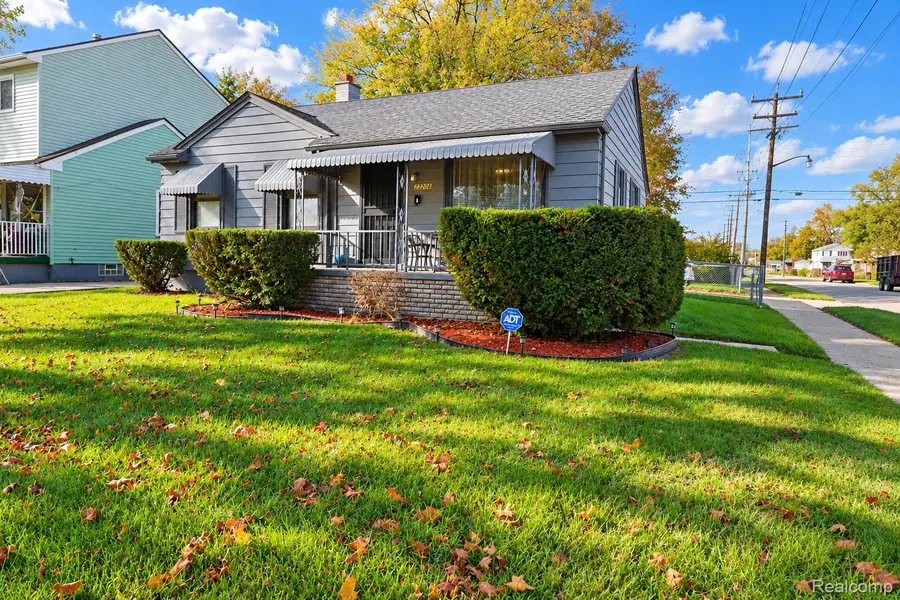 27206 Kitch ST, Inkster, MI 48141 - #2