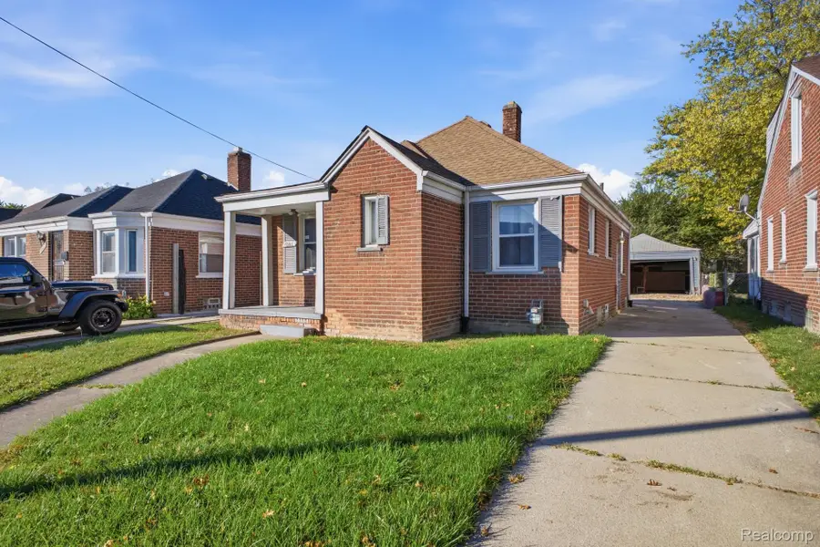 18993 Ashton AVE W, Detroit, MI 48219 - #3