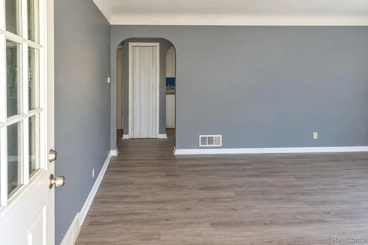 713 Campbell ST, Flint, MI 48507 - #1