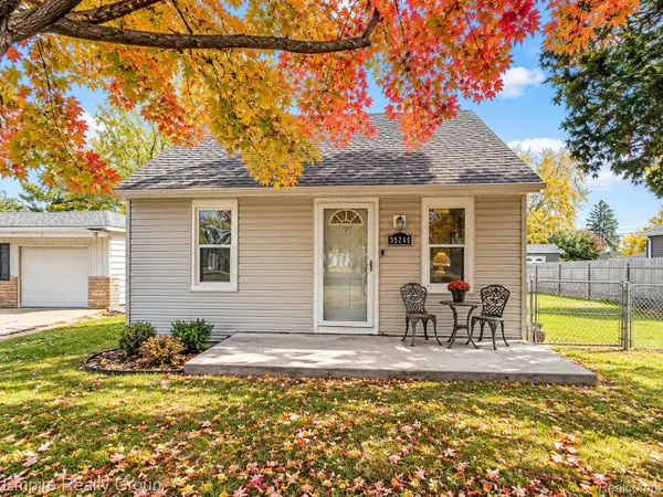 35240 Bakewell ST, Westland, MI 48185