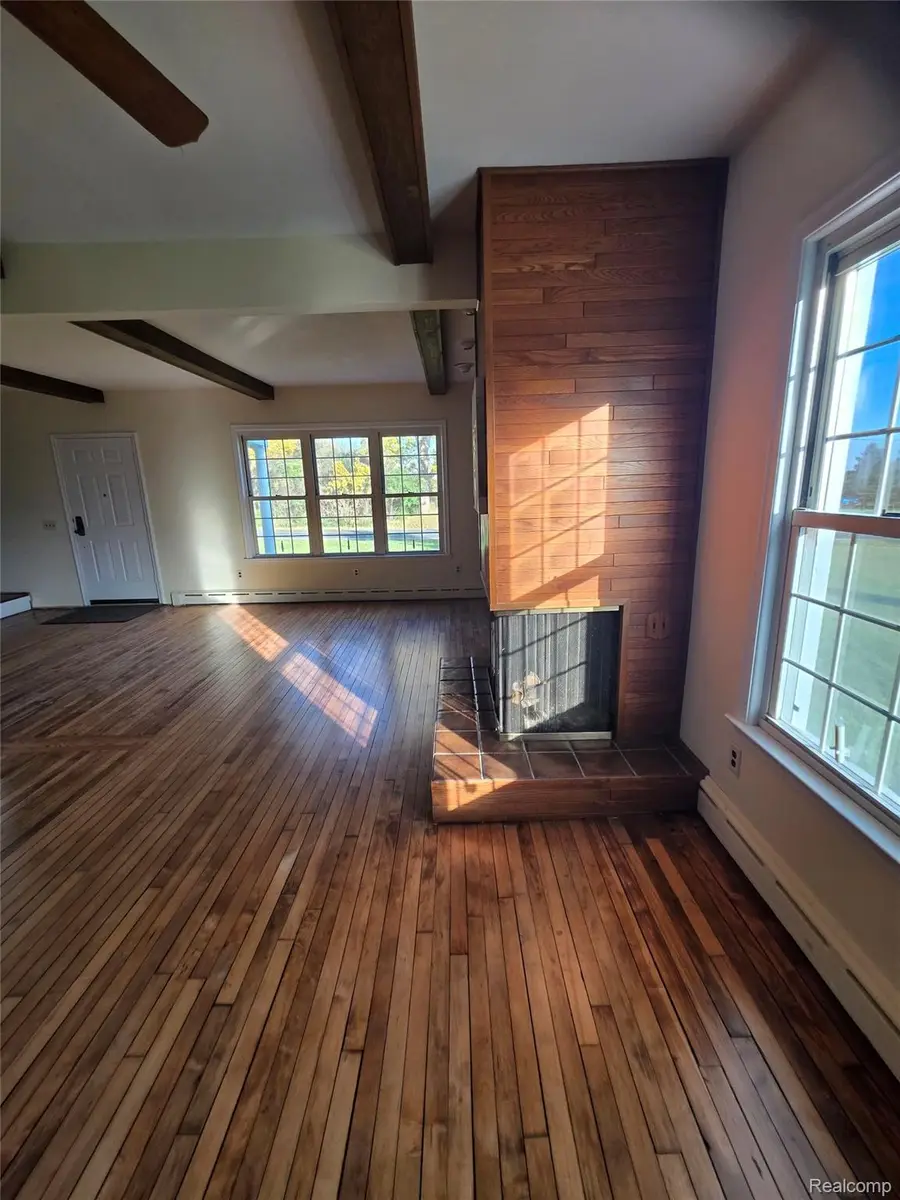 9048 Stoney Creek RD, Ypsilanti, MI 48197 - #3