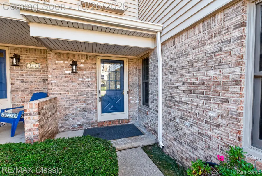 772 Ridgeside DR 7 # 29, Milford, MI 48381 - #3