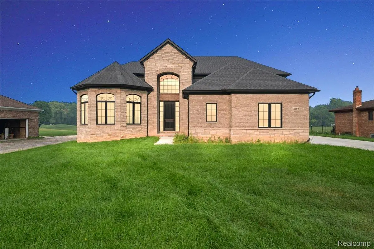 53650 ROMEO PLANK RD, Macomb, MI 48042 - #1