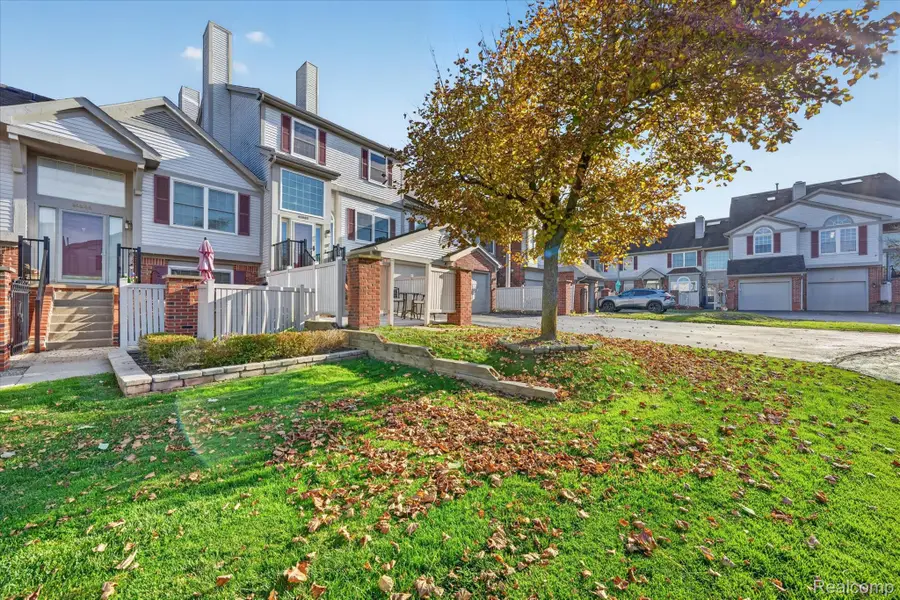 49846 Pointe XING, Plymouth, MI 48170 - #2