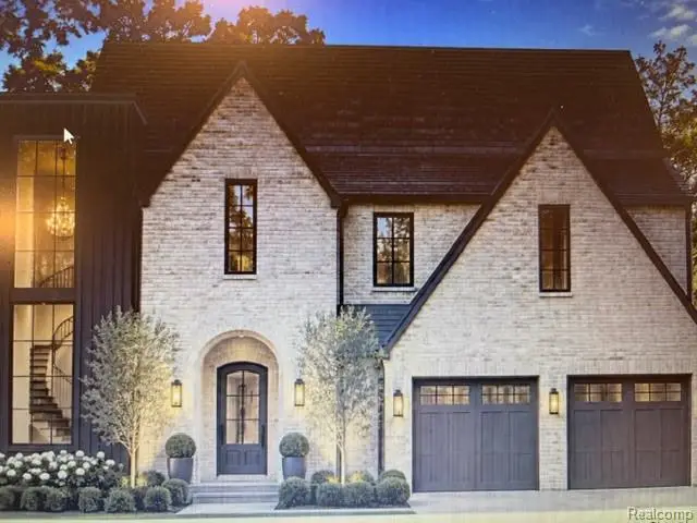 2336 Vinsetta BLVD, Royal Oak, MI 48073 - #1