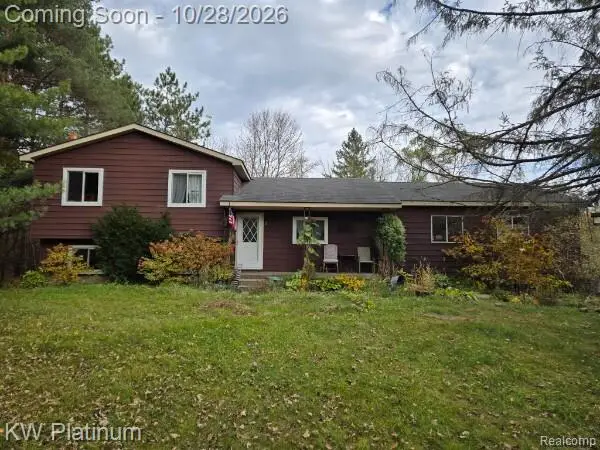 2533 S Lake Pleasant RD, Metamora, MI 48455 - #1