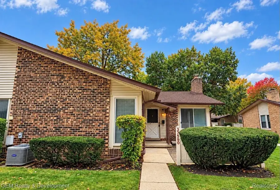 37590 Barkridge CIR  # 49, Westland, MI 48185 - #2