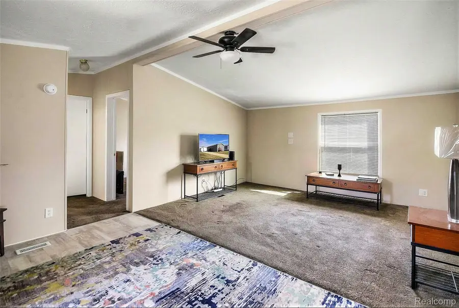 3539 Berry DR, Carleton, MI 48117 - #3